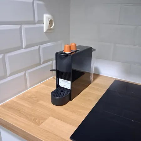 Modern Каламата